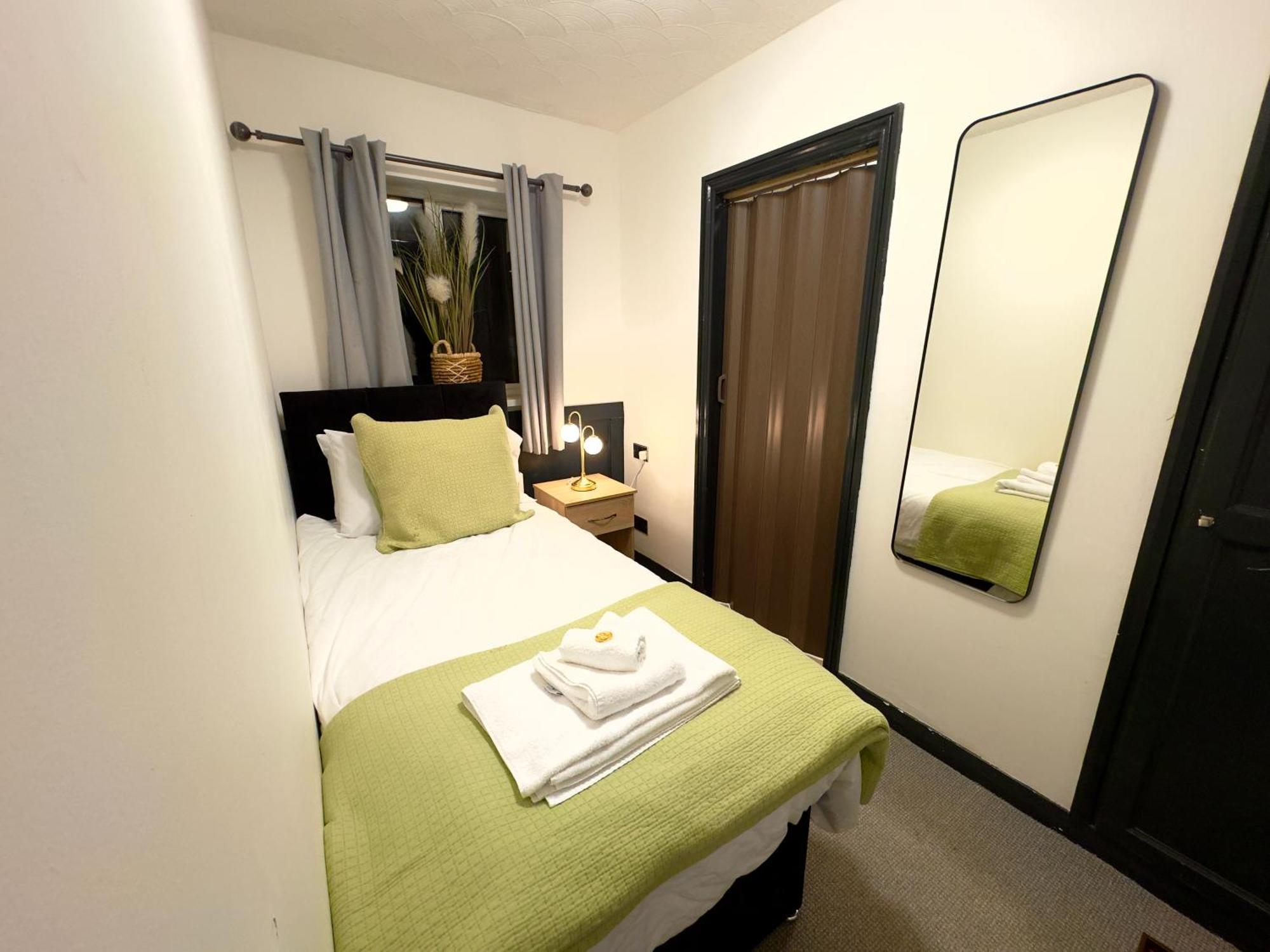 Coastal Park Accommodation ラネリー エクステリア 写真