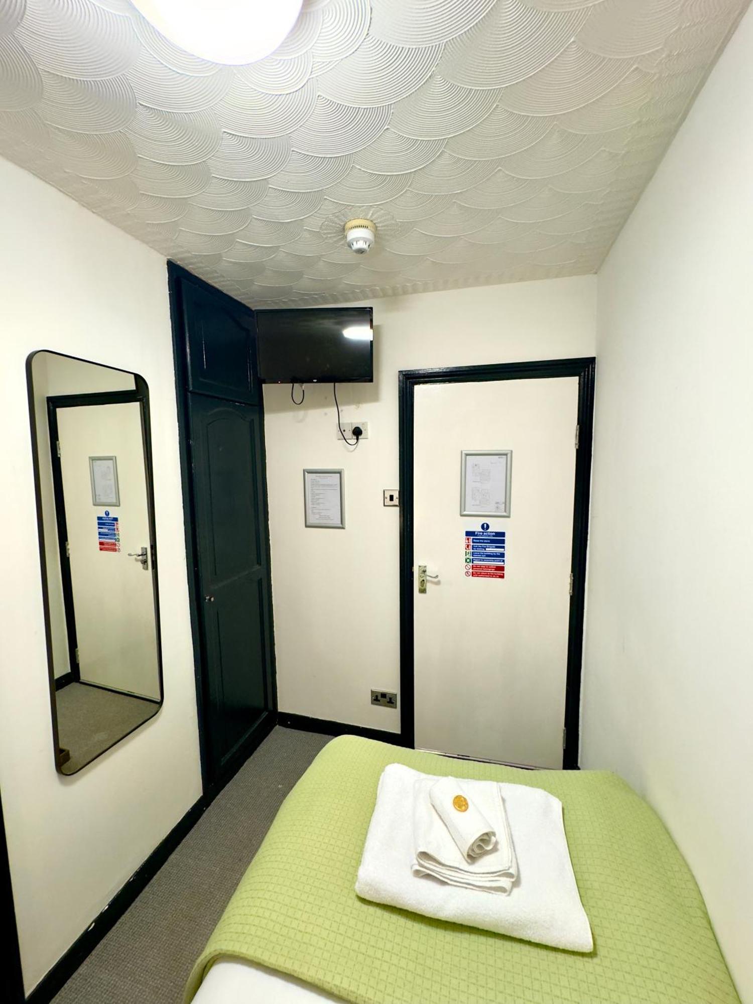 Coastal Park Accommodation ラネリー エクステリア 写真