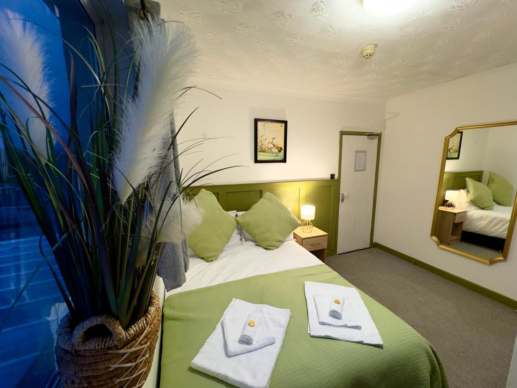 Coastal Park Accommodation ラネリー エクステリア 写真